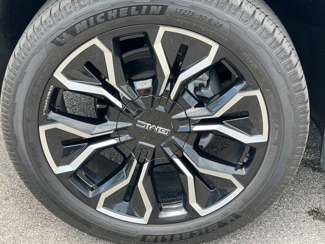 2025 GMC Sierra EV Max Range Denali