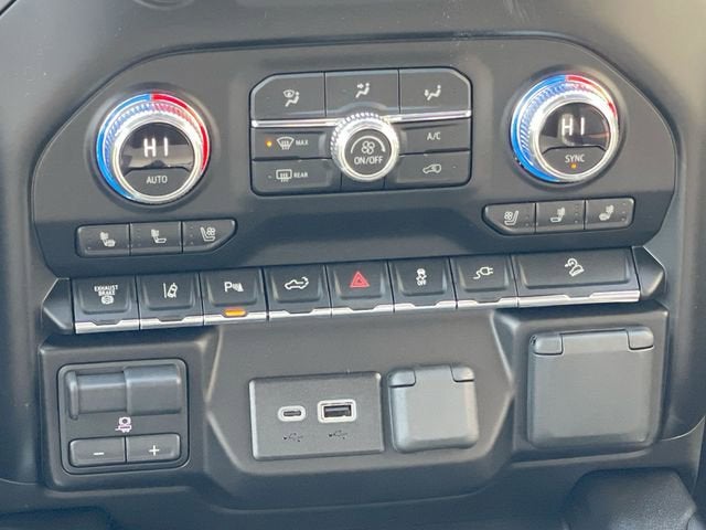 2023 GMC Sierra 3500 HD AT4