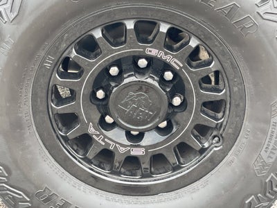 2024 GMC Sierra 2500 HD AT4X