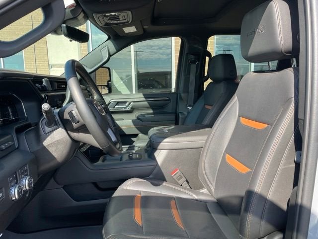 2025 GMC Sierra 2500 HD AT4