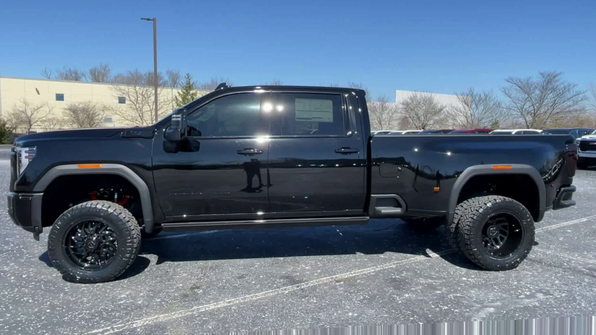 2026 GMC Sierra 3500 HD Denali DRW
