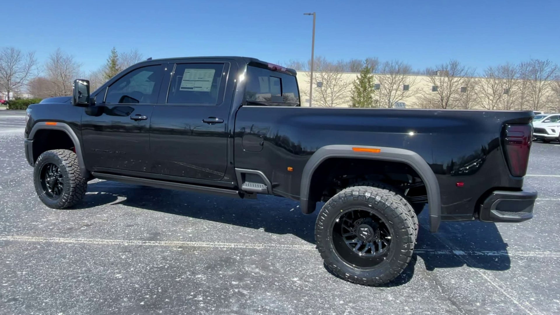 2026 GMC Sierra 3500 HD Denali DRW