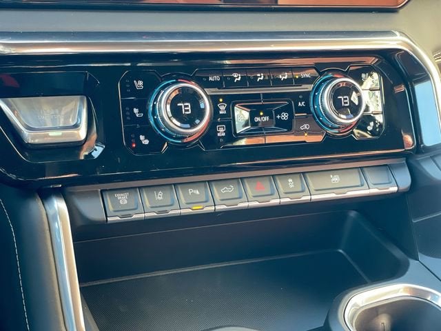 2026 GMC Sierra 3500 HD Denali Ultimate DRW