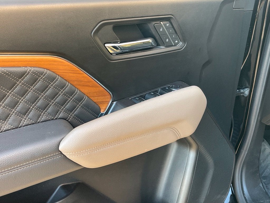 2025 GMC Canyon Denali