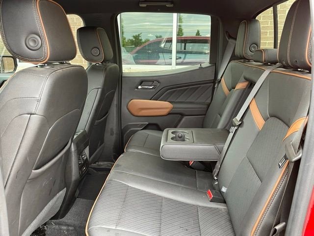 2023 GMC Canyon AT4