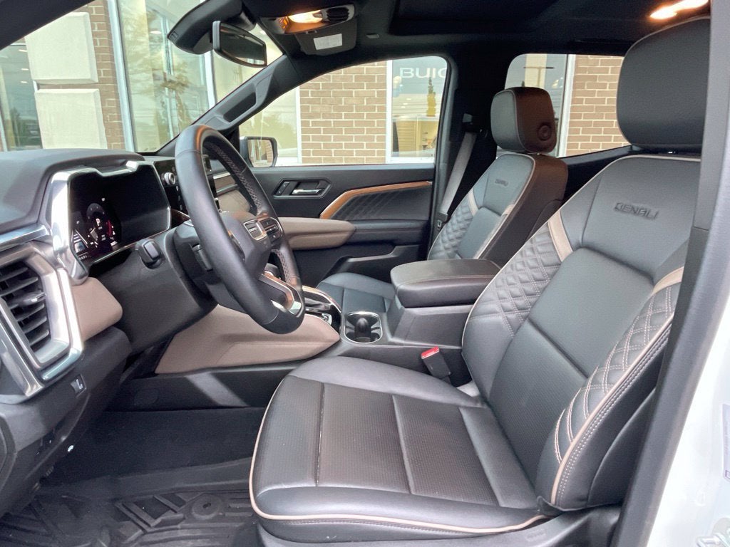2024 GMC Canyon Denali