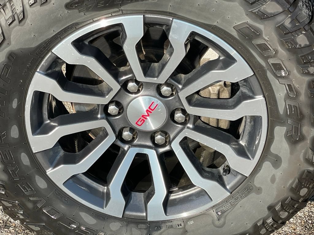 2021 GMC Sierra 1500 AT4