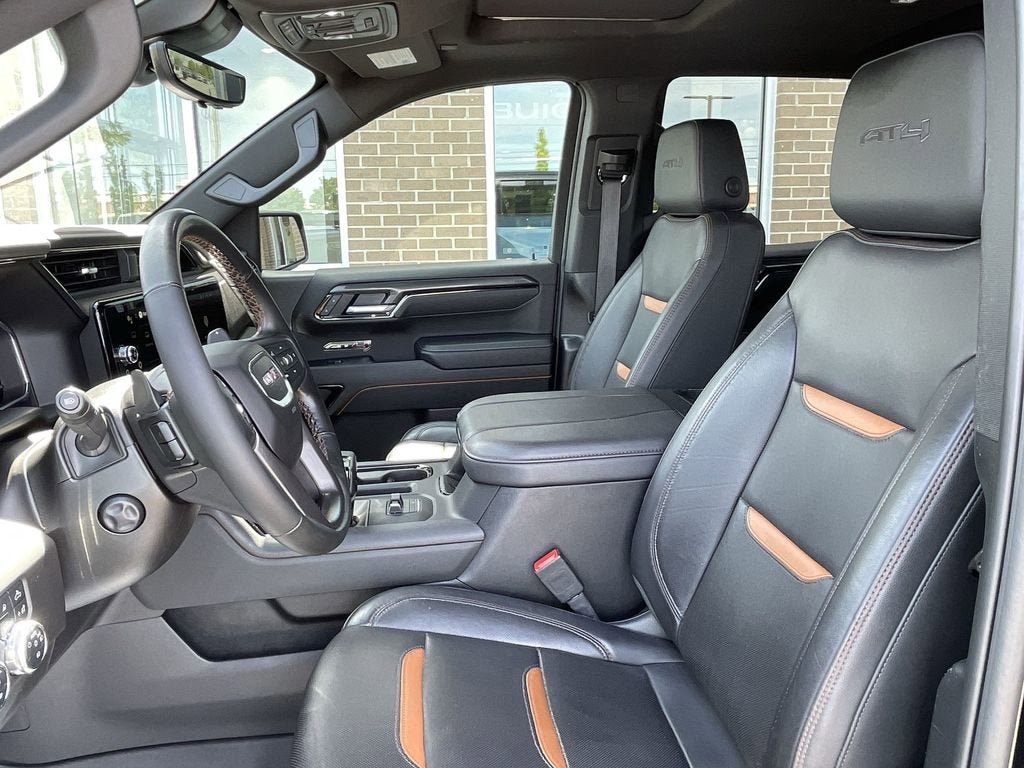 2025 GMC Sierra 1500 AT4