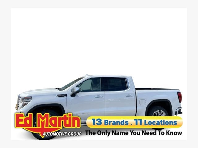 2023 GMC Sierra 4WD Crew Cab Short Box Denali's photo