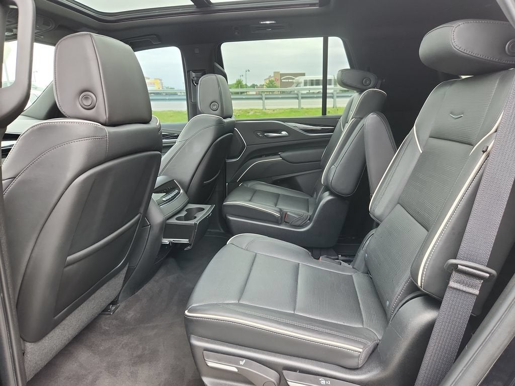2023 Cadillac Escalade 4WD Sport