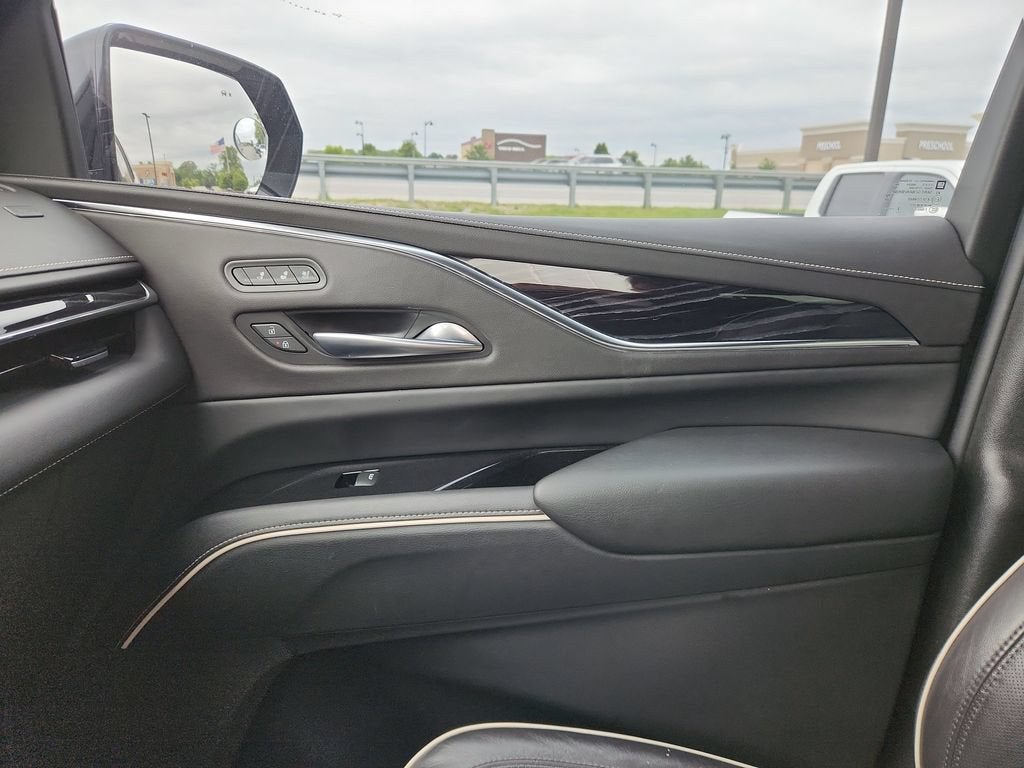 2023 Cadillac Escalade 4WD Sport