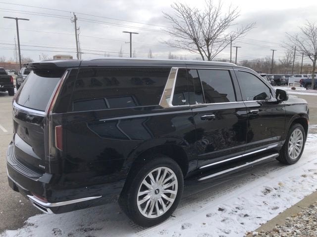 2022 Cadillac Escalade ESV Luxury