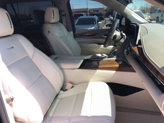 2024 Cadillac Escalade ESV Sport Platinum