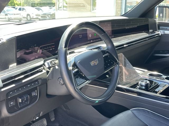 2025 Cadillac Escalade ESV Sport