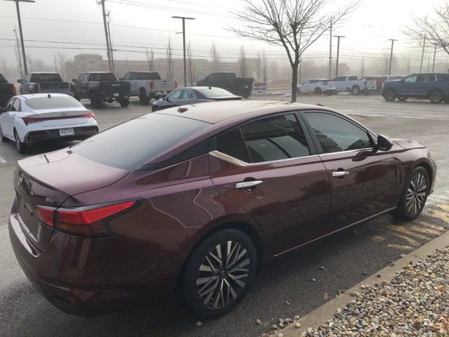 2023 Nissan Altima SV FWD