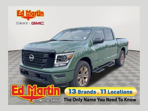 2024 Nissan TITAN Crew Cab SV 4x4