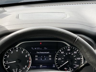2024 Nissan TITAN Crew Cab SV 4x4