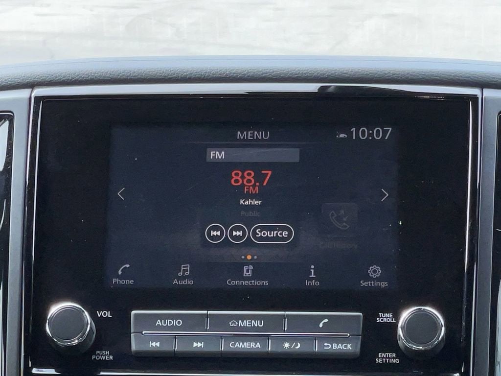 2024 Nissan TITAN Crew Cab SV 4x4