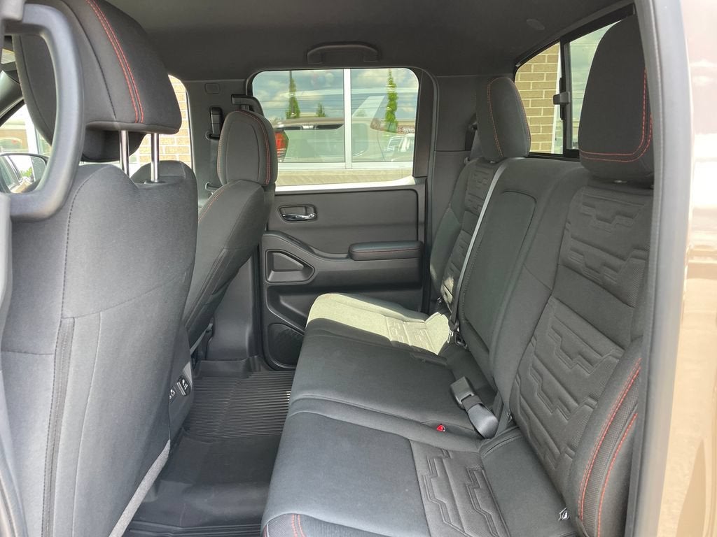 2023 Nissan Frontier Crew Cab PRO-4X 4x4