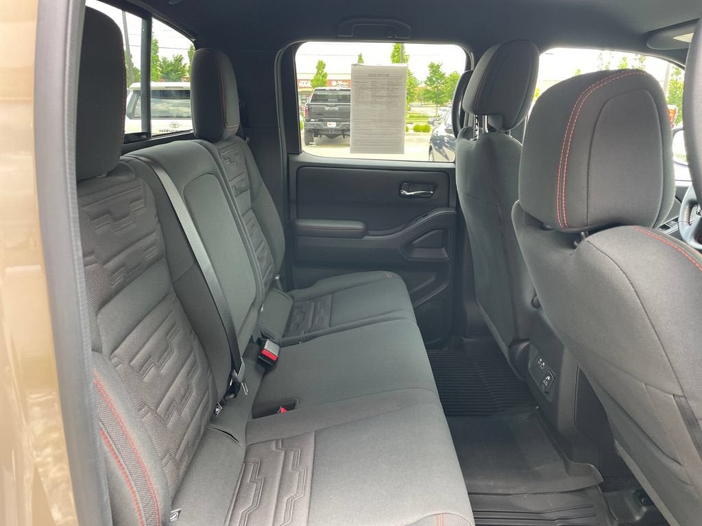 2023 Nissan Frontier Crew Cab PRO-4X 4x4