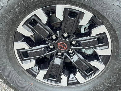 2023 Nissan Frontier Crew Cab PRO-4X 4x4