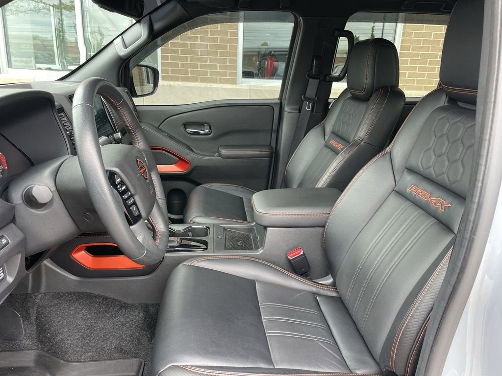 2024 Nissan Frontier Crew Cab PRO-4X 4x4