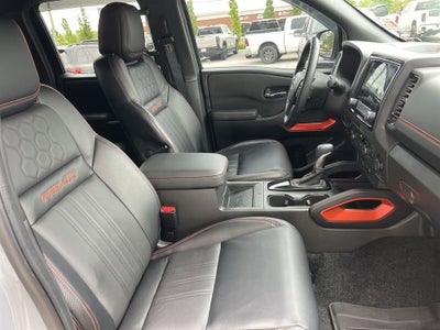 2024 Nissan Frontier Crew Cab PRO-4X 4x4