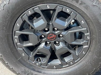 2024 Nissan Frontier Crew Cab PRO-4X 4x4