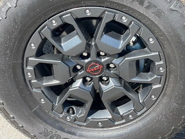 2024 Nissan Frontier Crew Cab PRO-4X 4x4