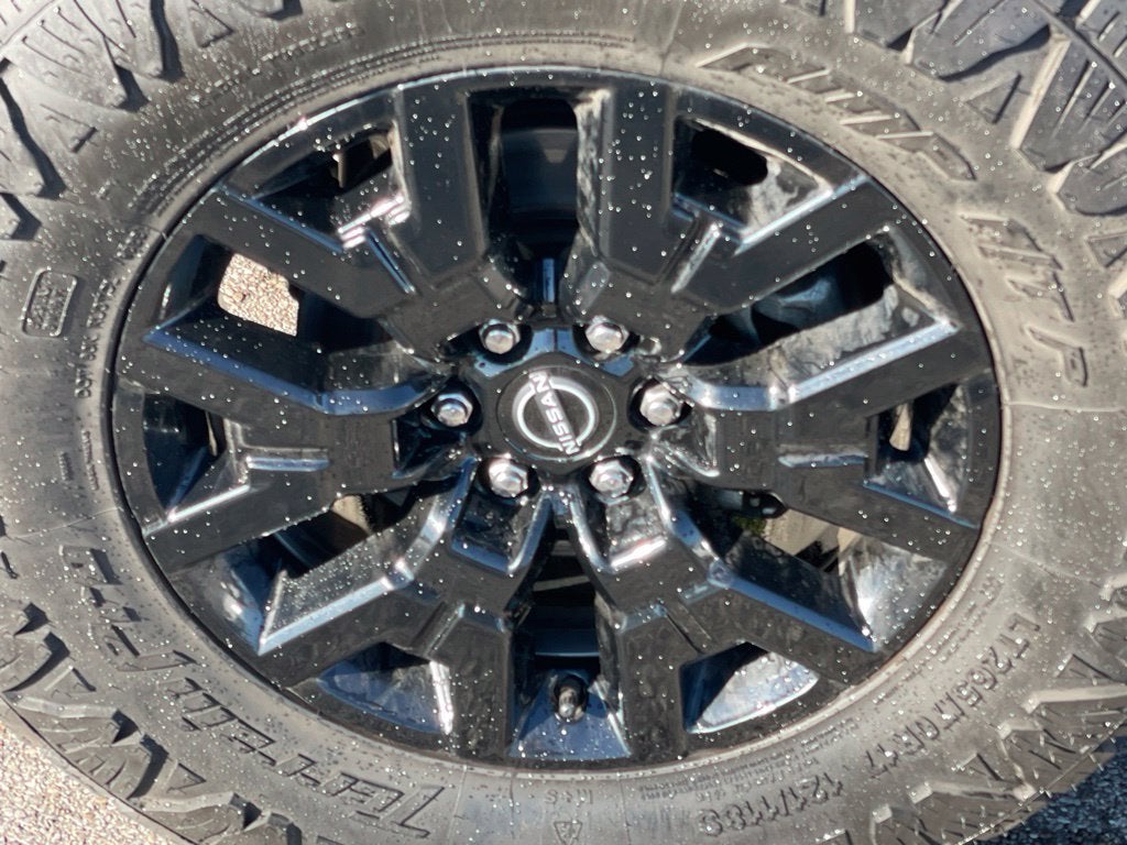 2023 Nissan Frontier Crew Cab SV 4x4
