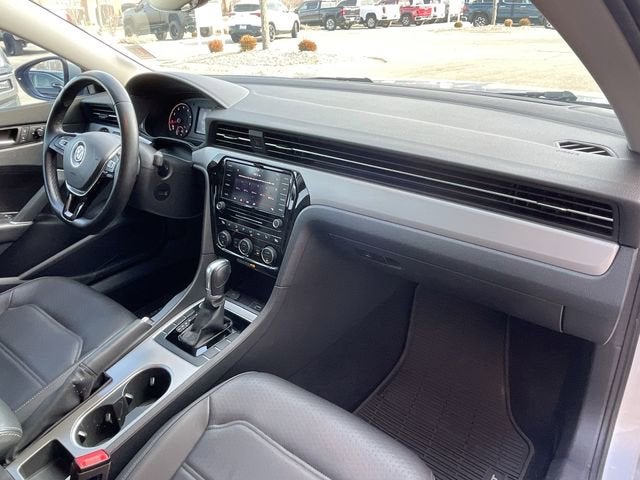 2020 Volkswagen Passat 2.0T SE