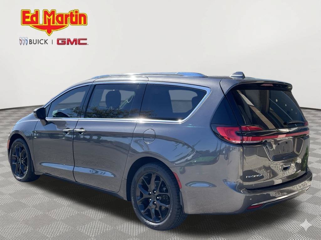 2021 Chrysler Pacifica Touring L