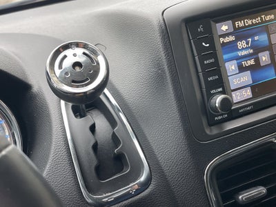 2014 Chrysler Town & Country Touring-L