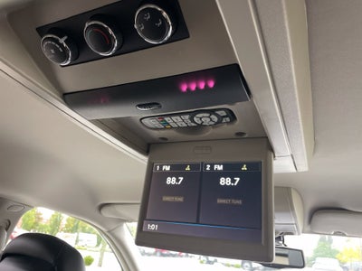 2014 Chrysler Town & Country Touring-L