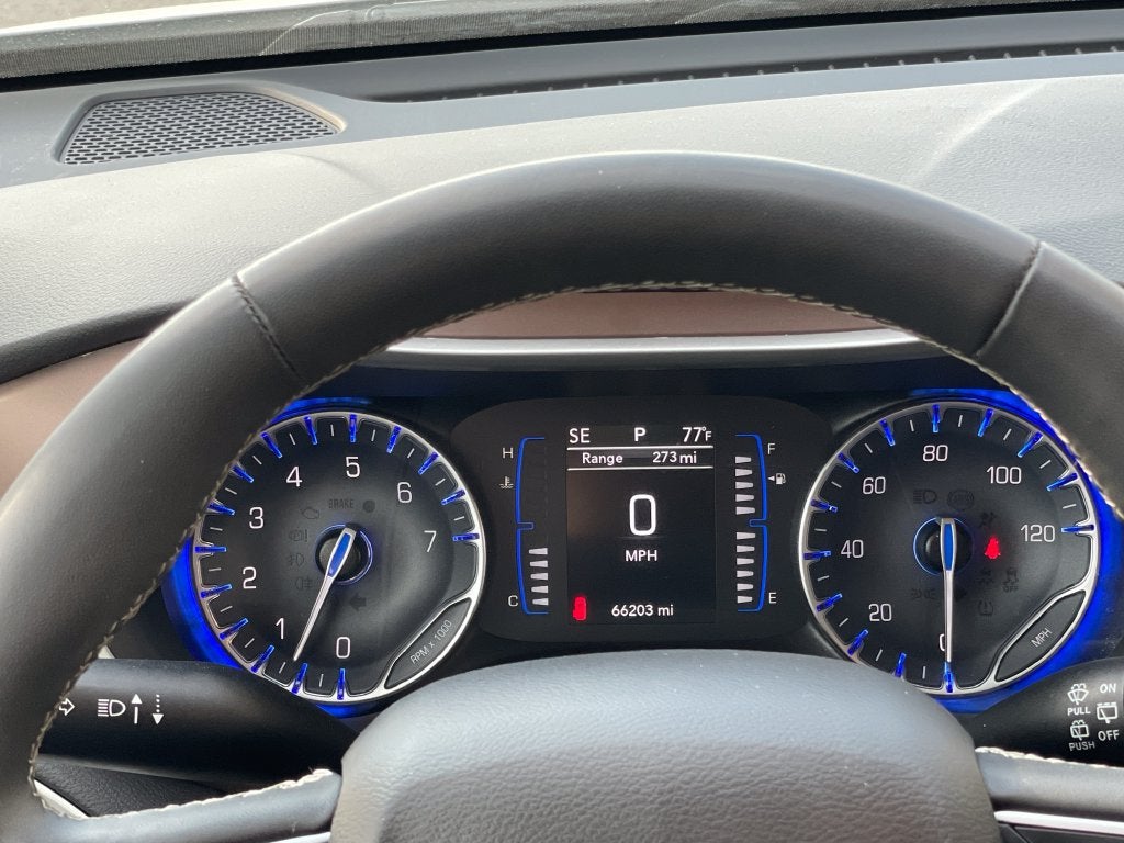 2024 Chrysler Voyager LX