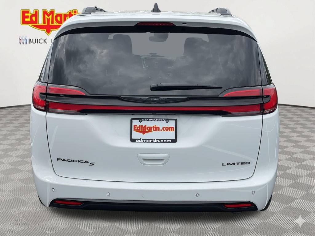 2025 Chrysler Pacifica Limited