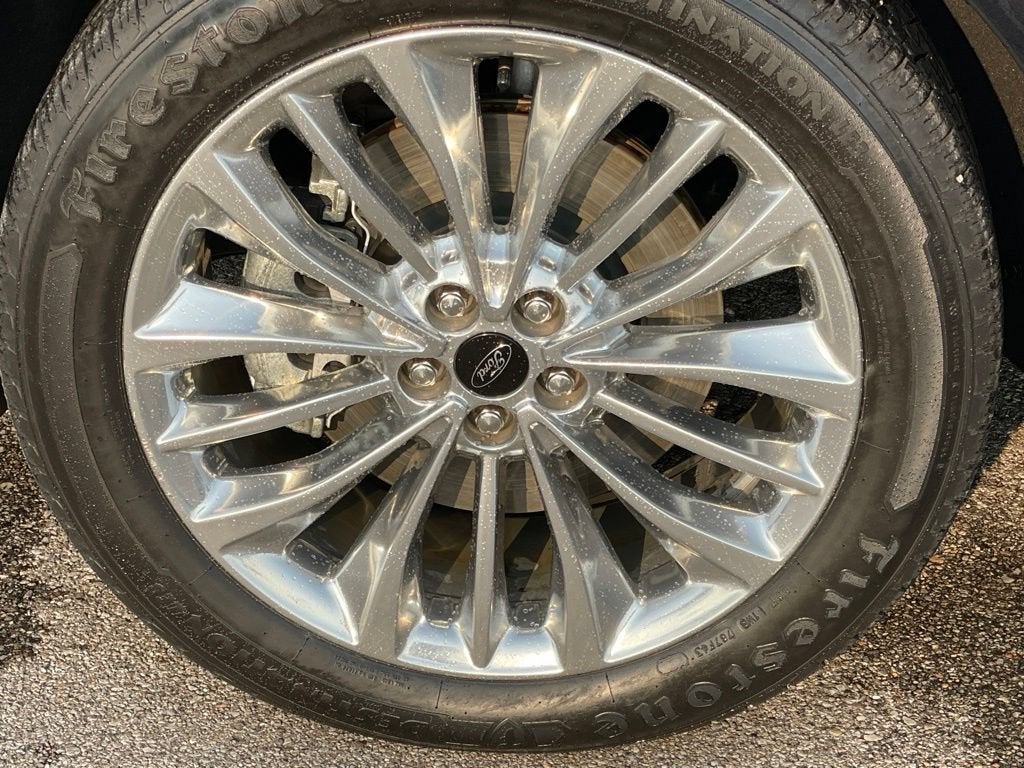 2020 Ford Edge Titanium