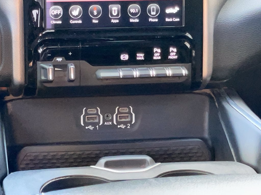 2019 RAM 2500 Big Horn Crew Cab 4x4 6'4" Box