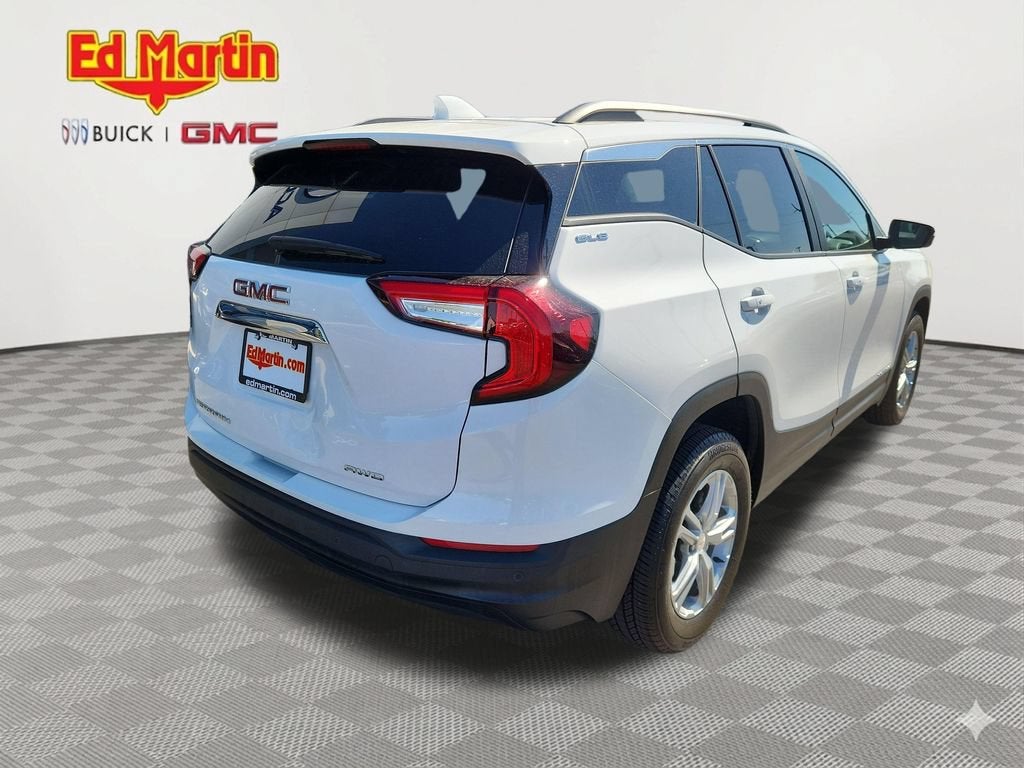 2023 GMC Terrain SLE