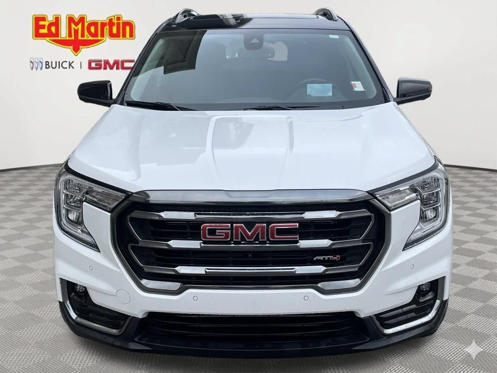 2023 GMC Terrain AT4