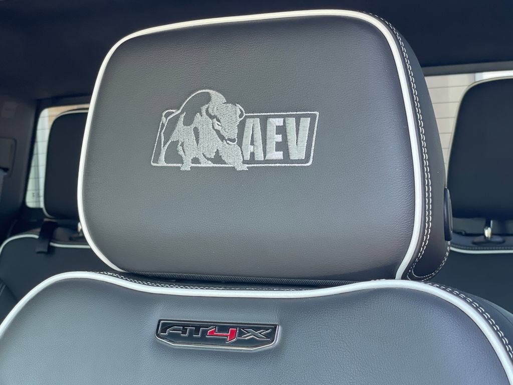 2024 GMC Sierra 1500 AT4X