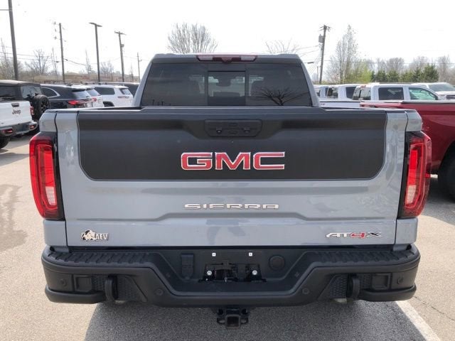 2024 GMC Sierra 1500 AT4X