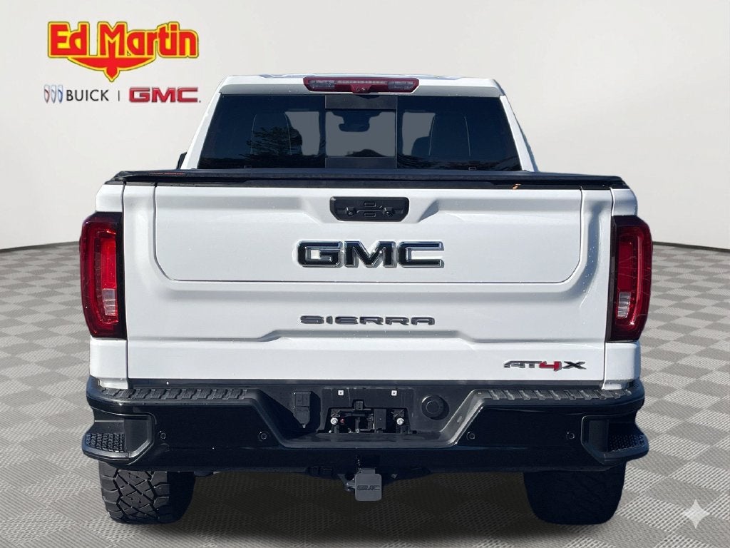 2023 GMC Sierra 1500 AT4X