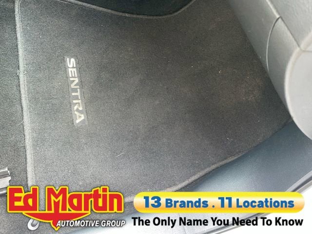 2022 Nissan Sentra SV Xtronic CVT