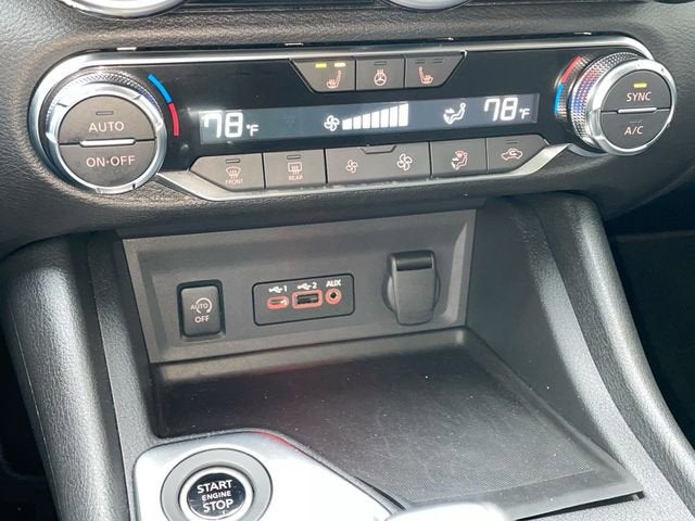 2024 Nissan Sentra SV Xtronic CVT