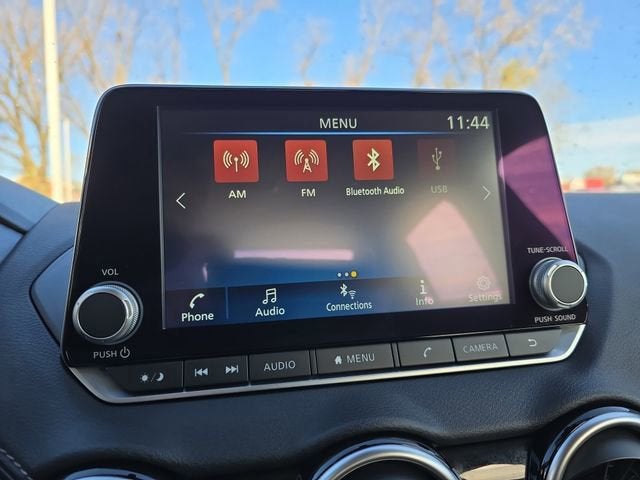 2024 Nissan Sentra SV Xtronic CVT