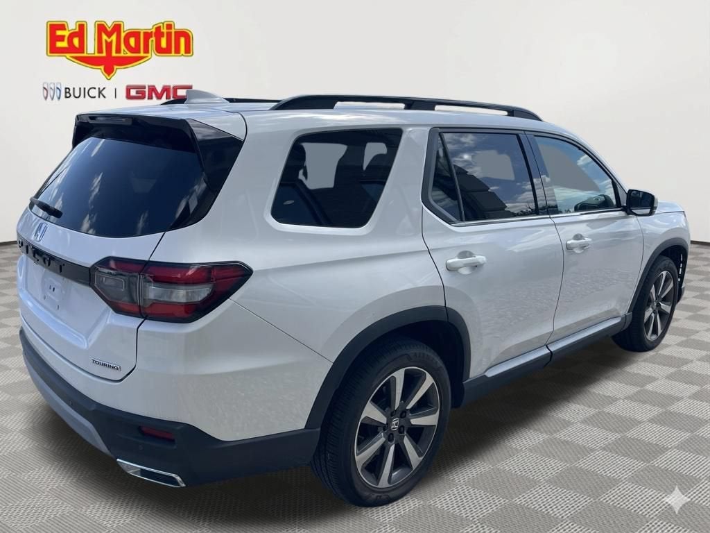 2024 Honda Pilot Touring