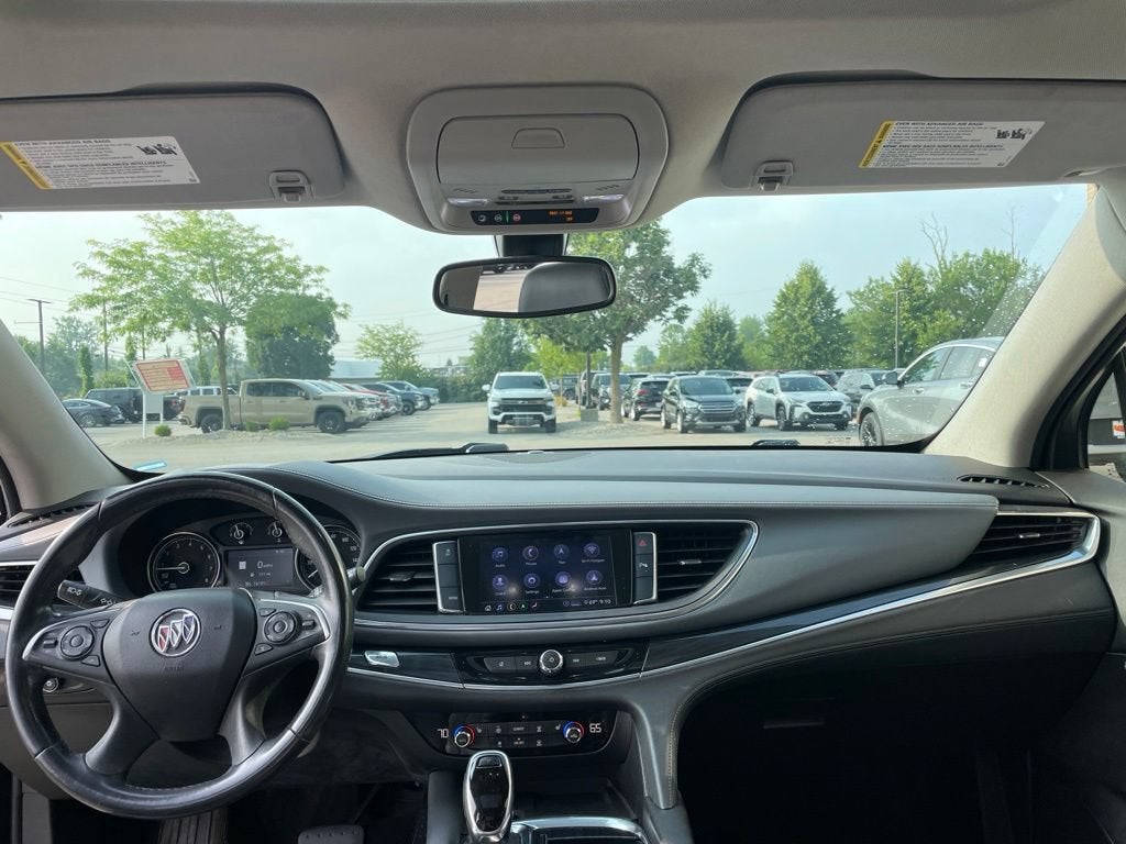 2020 Buick Enclave Essence