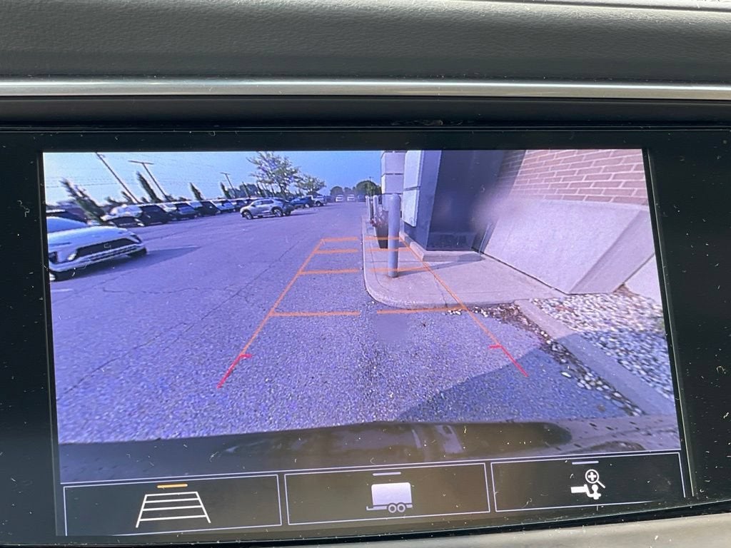 2020 Buick Enclave Essence
