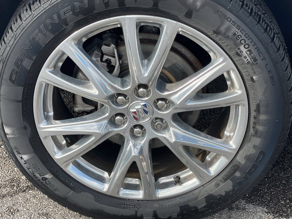 2023 Buick Enclave Essence